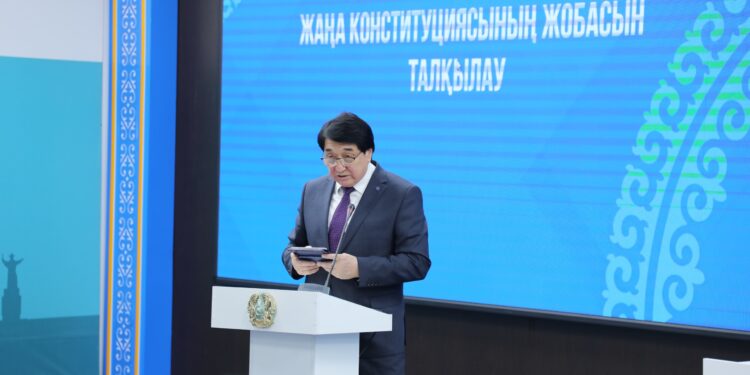 Ата заң – елдік мүдденің айнасы: Шымкентте ардагерлер Жаңа Конституция жобасына қолдау білдірді