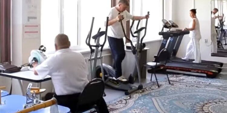 ШЫМКЕНТ: №4 АРНАУЛЫ ӘЛЕУМЕТТІК ҚЫЗМЕТ КӨРСЕТУ ОРТАЛЫҒЫ ЕРЕКШЕ ЖАНДАРҒА САПАЛЫ ҚЫЗМЕТ КӨРСЕТУДЕ