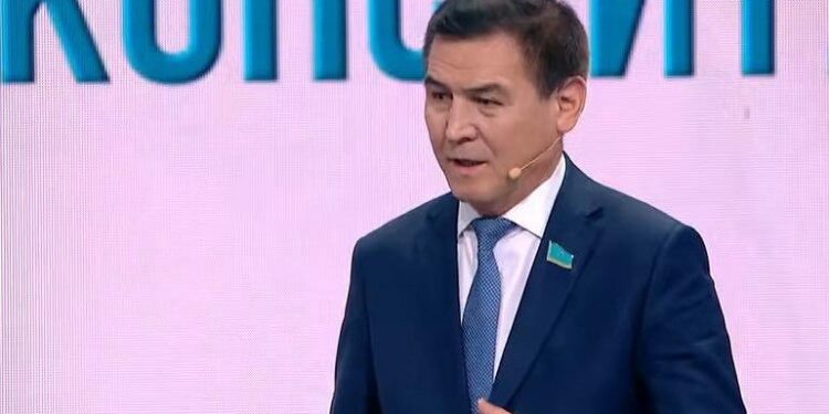 Бір палаталы Парламент: ашықтық пен әділ бәсекенің кепілі — Нұрлан Бекназаров Құрылтай туралы