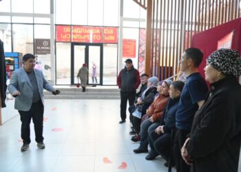 ШЫМКЕНТТЕ КОНСТИТУЦИЯЛЫҚ РЕФОРМА ЖОБАСЫ ТҮСІНДІРІЛДІ