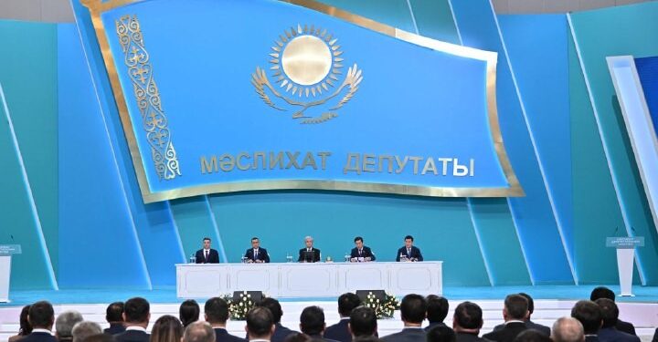 ҚАСЫМ-ЖОМАРТ ТОҚАЕВ: БАРЛЫҚ ДЕҢГЕЙДЕГІ БИЛІК ӨКІЛДЕРІ ХАЛЫҚПЕН АШЫҚ СҰХБАТ ОРНАТА БІЛУІ КЕРЕК