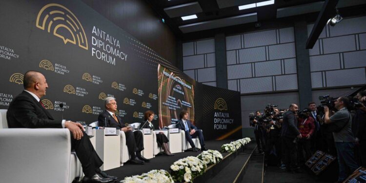 Мемлекет басшысы БҰҰ мен басқа да халықаралық институттарды жетілдіру жөніндегі ойымен бөлісті