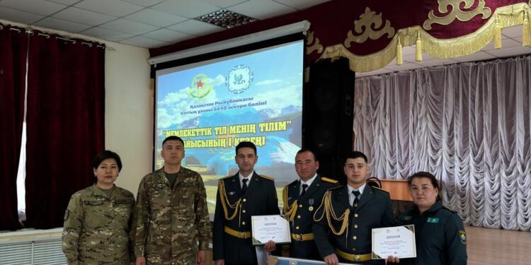 Өзге ұлт әскери қызметшілері мемлекеттік тілді ұлықтады