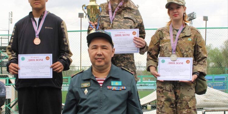 В Алматы прошел военно-патриотический сбор молодежи «Жас бүркіт-2026»