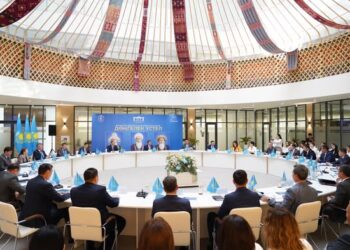 ТҮРКІСТАНДА ЗАҢ МЕН ҚҰҚЫҚ САЛАСЫНДАҒЫ ЖЕТІСТІКТЕР САРАЛАНҒАН ЖИЫН ӨТТІ