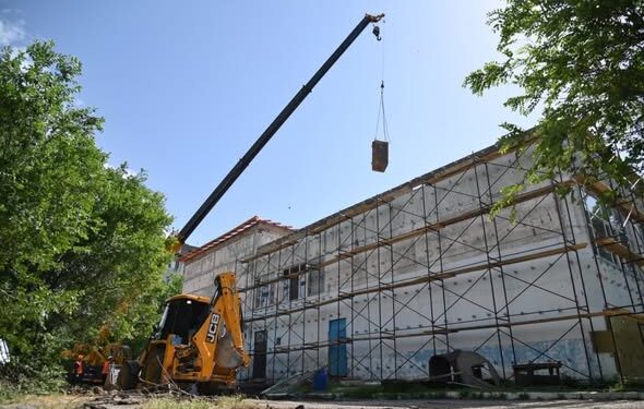 ҚОҒАМДЫҚ КЕҢЕС МҮШЕЛЕРІ МЕКТЕПТЕРДІ КҮРДЕЛІ ЖӨНДЕУ БАРЫСЫМЕН ТАНЫСТЫ