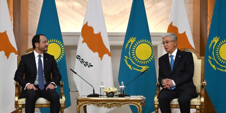 Қазақстан және Кипр президенттері шағын құрамда келіссөз жүргізді