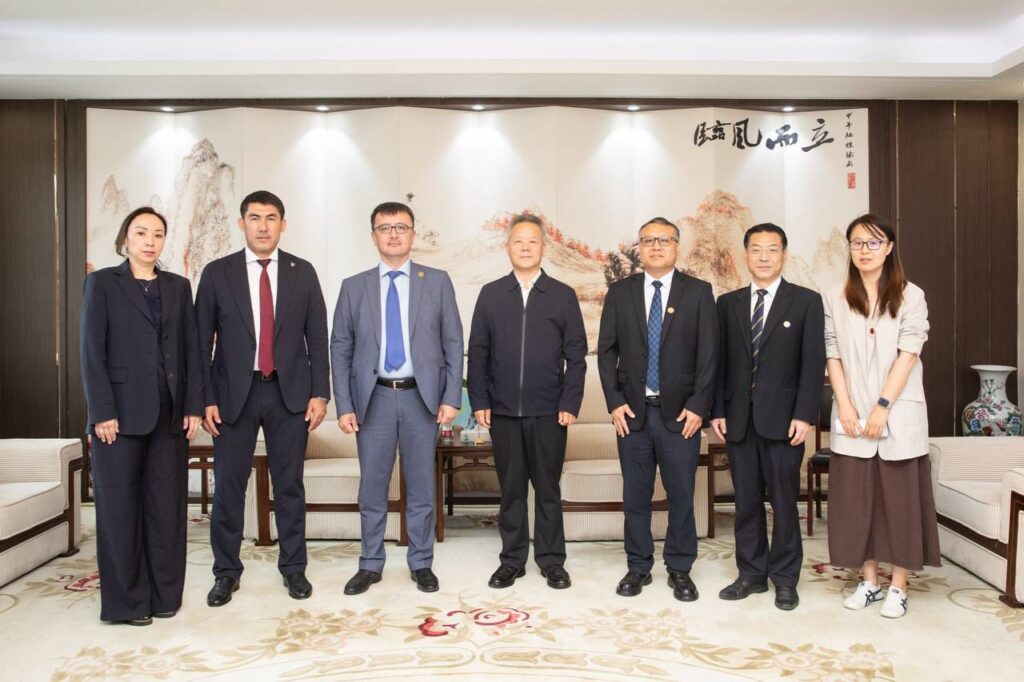 ЮКУ им.М.Ауэзова укрепляет сотрудничество с Xi’an Polytechnic University в сфере дизайна и инженерии