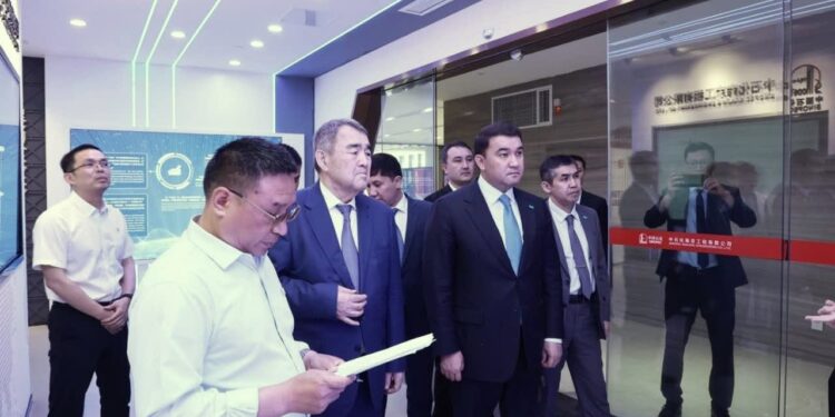 ТҮРКІСТАН ОБЛЫСЫ МЕН SINOPEC КОМПАНИЯСЫ СТРАТЕГИЯЛЫҚ ӘРІПТЕСТІКТІҢ ЖАҢА КЕЗЕҢІН БАСТАДЫ