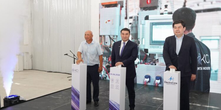 ТҮРКІСТАН ОБЛЫСЫ КЕНТАУ ҚАЛАСЫНДА ЗАМАНАУИ ЕКІ ЗАУЫТ АШЫЛДЫ