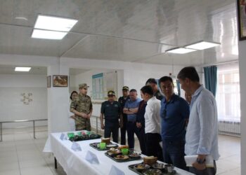 Алматы қаласы мәслихатының депутаттары Ұлттық ұланның қызметімен танысты