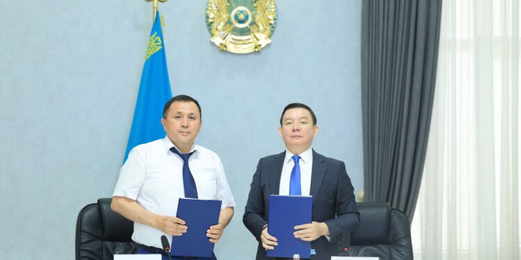 М. ӘУЕЗОВ УНИВЕРСИТЕТІ МЕН МЕМЛЕКЕТТІК ҚЫЗМЕТ ІСТЕРІ АГЕНТТІГІ МЕМОРАНДУМҒА ҚОЛ ҚОЙДЫ