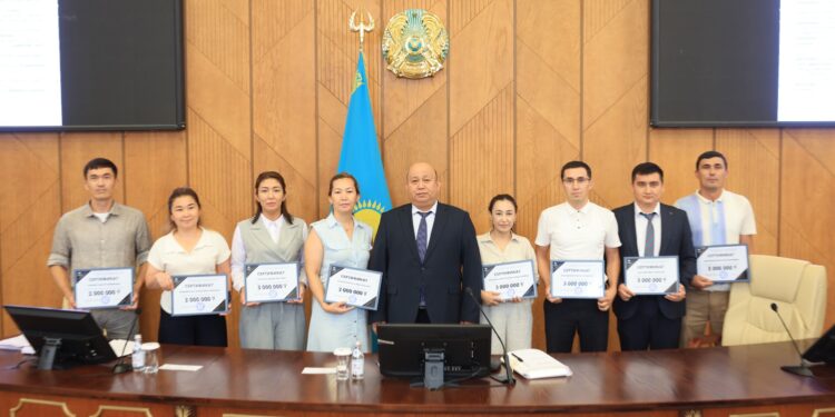 ҒЫЛЫМИ КЕҢЕСТІҢ ҚОРЫТЫНДЫ ОТЫРЫСЫ ӨТТІ